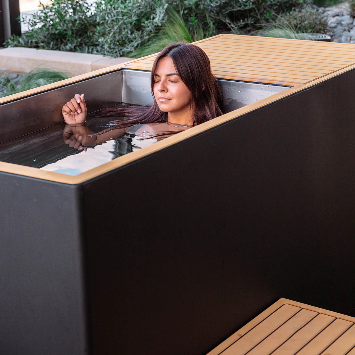 3 Person Traditional Sauna & Luxury Plunge